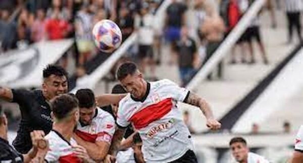 Soi kèo Deportivo Moron vs Gimnasia y Esgrima Mendoza, 3h00 ngày 30/7, Argentina